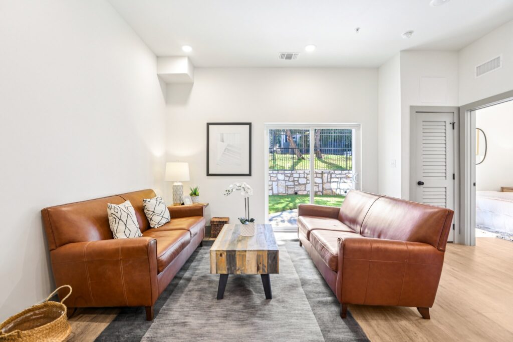 6 web or mls wickersham ln s0309 006